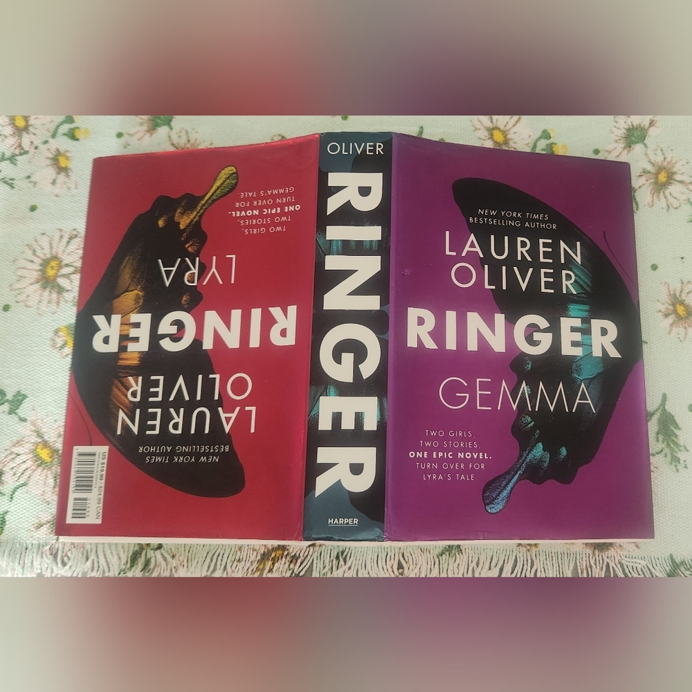 Laura Oliver - Hardcover with Dust Jacket RINGER  Book